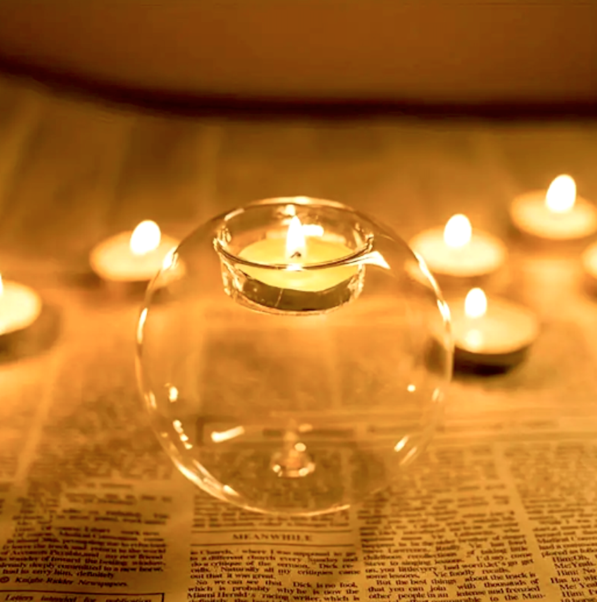 UrbanCove Co. - Clear Glass Globe Candle Holder - Tealight Candle Holder